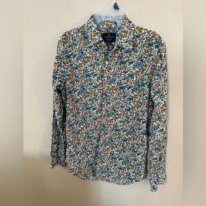 American eagle floral button up shirt